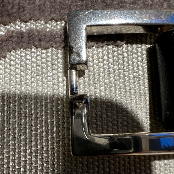 Liz Claiborne belt - Picture 8 of 9